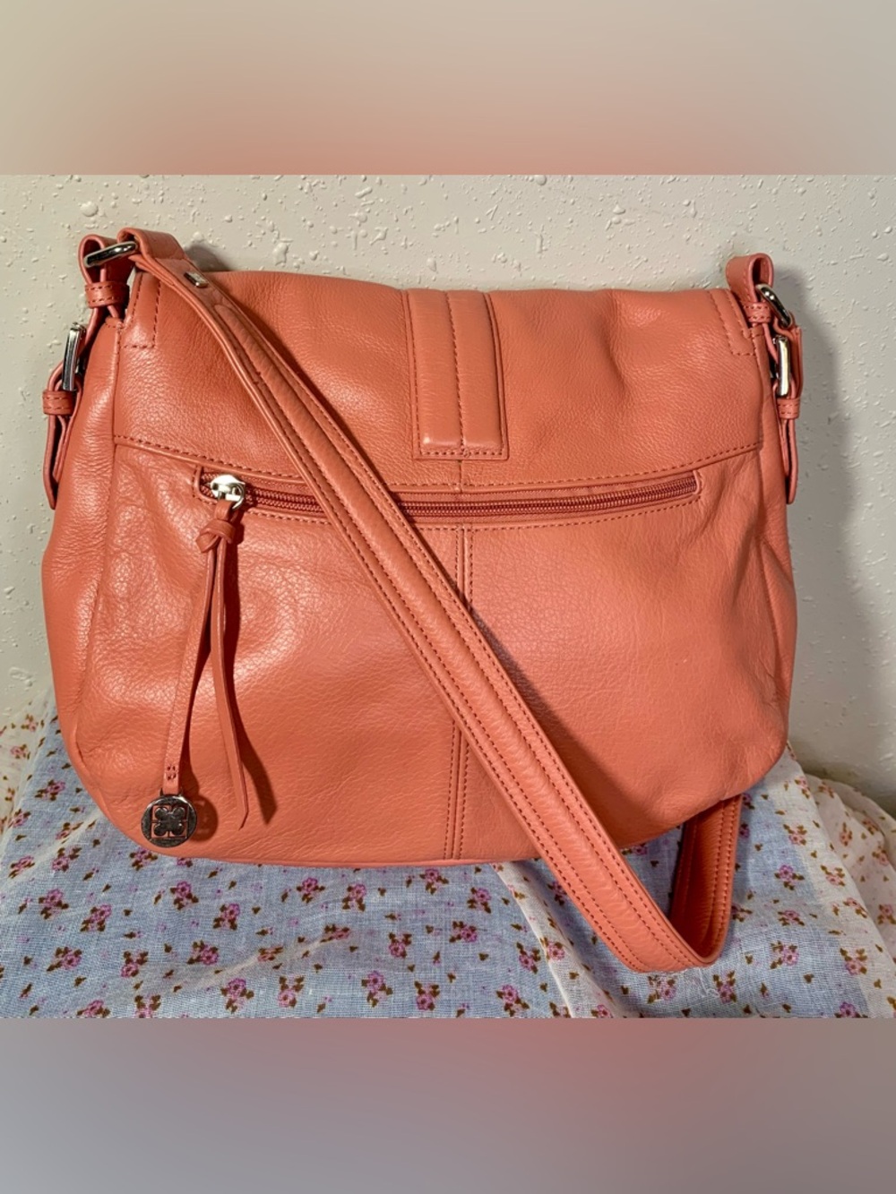 Vintage Liz Claiborne Coral Leather Shoulder Bag - Picture 2 of 12